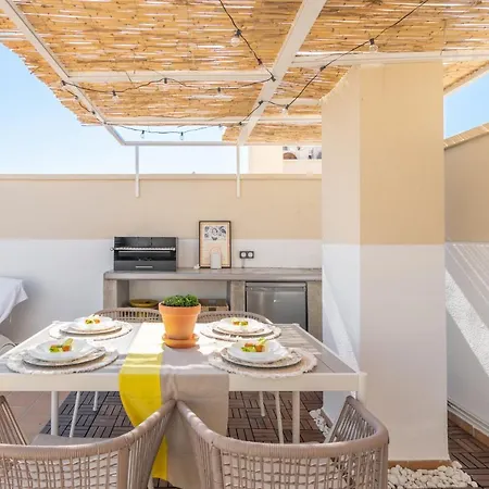 Atico 2 Terrazas Junto Al Mar By Rent Me